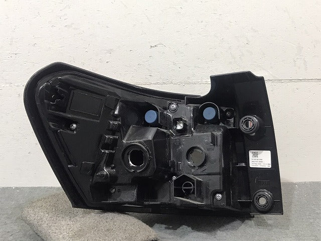 ライズ/ロッキー A200A/A210A/A200S/A210S 純正 右テールランプ/ライト/レンズ LED ICHIKOH D248 81551-B1200 トヨタ(124412)