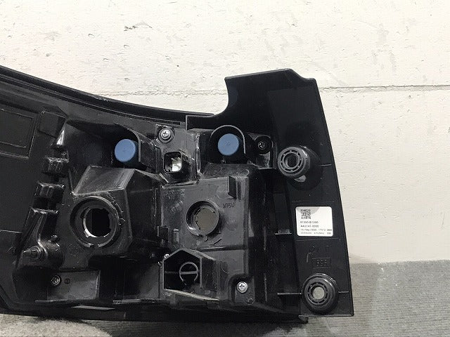 ライズ/ロッキー A200A/A210A/A200S/A210S 純正 右テールランプ/ライト/レンズ LED ICHIKOH D248 81551-B1200 トヨタ(124412)
