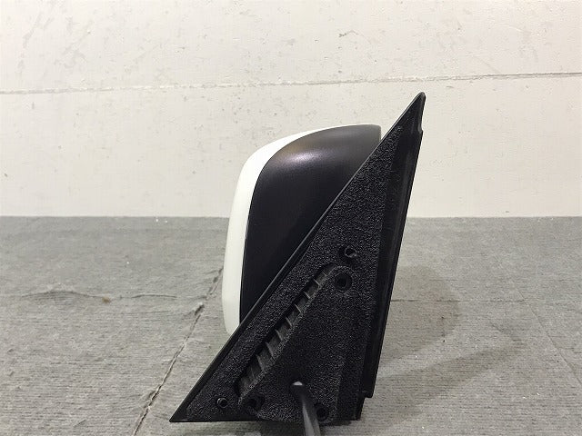 スペーシア MK32S/MK42S 純正 右ドアミラー 11線 ウインカーカメラ付 W0900 84701-81MC1 クリスタルホワイトパール ZVH スズキ(124578)