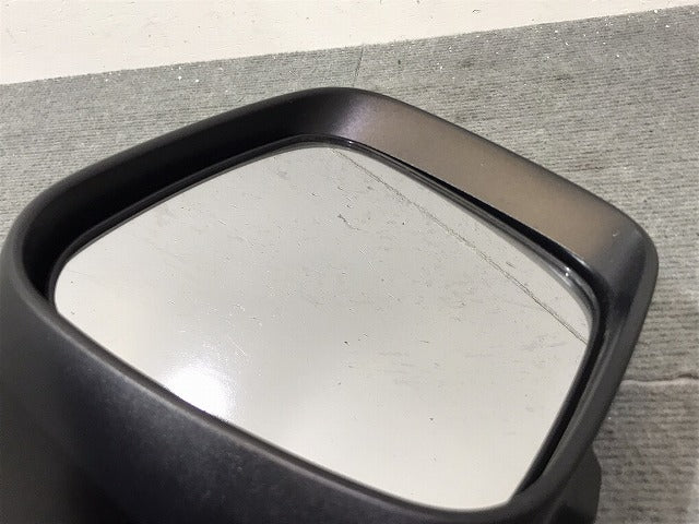 スペーシア MK32S/MK42S 純正 右ドアミラー 11線 ウインカーカメラ付 W0900 84701-81MC1 クリスタルホワイトパール ZVH スズキ(124578)