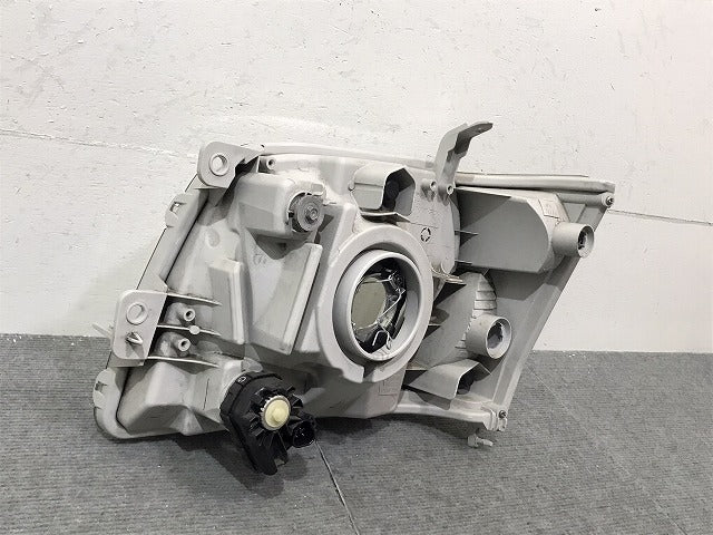 ハイゼット/ハイジェット/サンバーバン/ピクシスバン S320/S321/S330/S331 純正 後期 右ヘッドライト レベ ハロゲン 100-51393(124598)