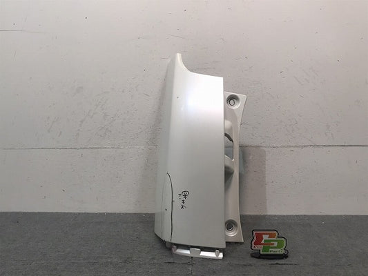 ヴォクシー/ノア/エスクァイア 80系/ZRR80W/ZRR85W/ZRR80G/ZRR85G/ZWR80W 純正 左リアコーナーパネル 52166-28010 ホワイト 070(124682)
