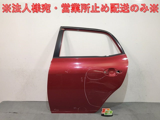 オーリス/ブレイド NZE151H/NZE154H/ZRE152H/ZRE154H/AZE154H/AZE156H 純正 右リアドア 67004-12A10 レッドメタリック 3R3(124706)