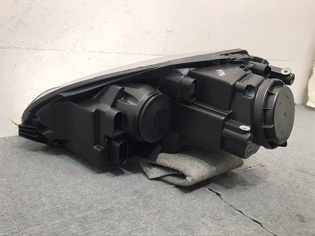新品!ゴルフ5/GOLFⅤ 1K系/1KBAG/1KBLP/1KBLX/1KBMY/1KBUGF/1KBYD 純正 右ヘッドライト/ランプ ハロゲン 1K6 941 030Q 1K6941030Q(124790)