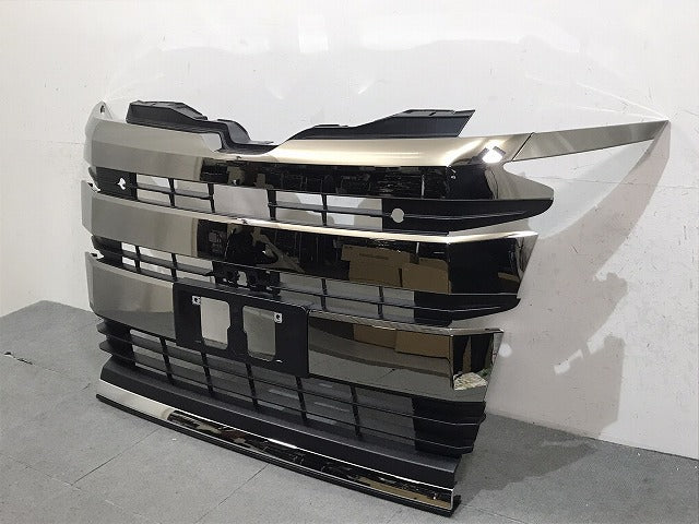 新車取外!ノア/SG/SZ ZWR90W/ZWR95W/MZRA90W/MZRA95W 純正 フロントグリル/ラジエターグリル カメラ穴付 53101-V1020/53112-V1020(124842