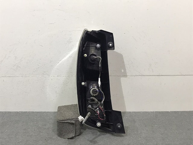デイズルークス/ハイウェイスター/ekスペースカスタム B21A/B11A 純正 右テールランプ/ライト/レンズ LED IMASEN 1146-399 日産(125054)