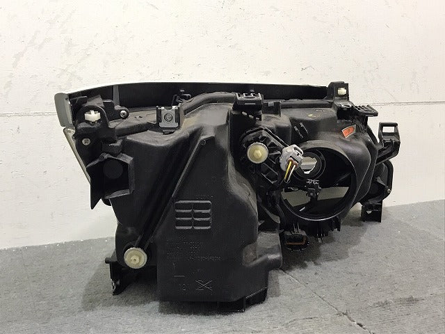 セレナ/ハイウェイスター/S/X/G/XV C27/GC/GFC/GNC/GFNC/HFC/HC 純正 前期 左ヘッドライト LED レベ 100-23721 26075-5TF5A(125060)
