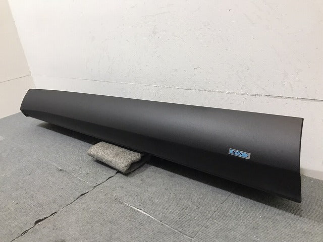新車取り外し!クラウン/クロスオーバー TZSH35/AZSH35 純正 左フロントドアサイドパネル 75074-30020 素地 トヨタ(125183)