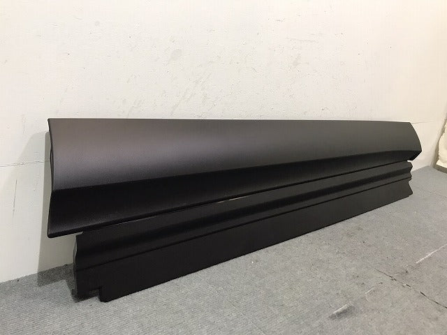新車取り外し!クラウン/クロスオーバー TZSH35/AZSH35 純正 右フロントドアサイドパネル 75073-30020 素地 トヨタ(125187)