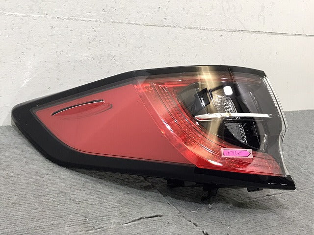 カローラ/ツーリング 210系/NRE210W/ZRE212W/ZWE211W/ZWE214W 純正 左テールランプ/ライト/レンズ ハロゲン 12-637 51561-12D70(125274)