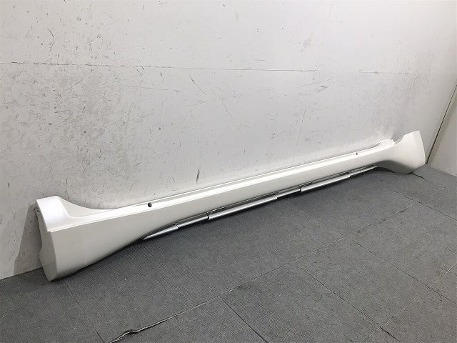 新車取外!ランドクルーザー/ランクル/プラド TRJ150W/GDJ150W/151W/GRJ150W/151W 純正 右サイドステップ 75805-60050 08474-60220(125283)