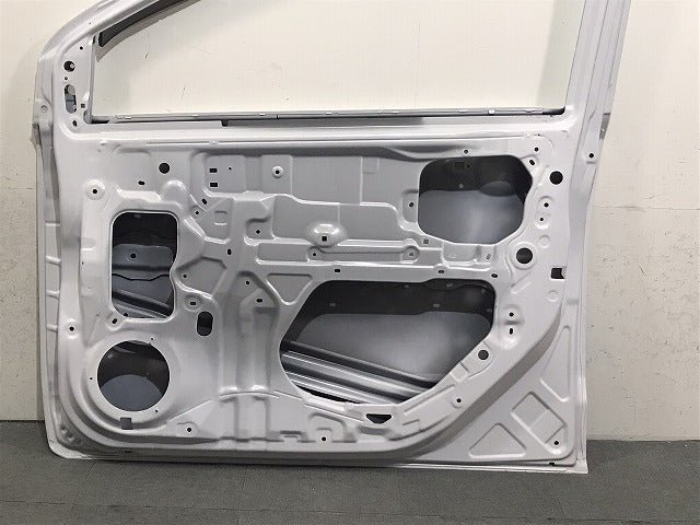 ミライース/ピクシスエポック LA350S/LA360S/LA350A/LA360A 純正 右フロントドア バイザー付 ホワイト ダイハツ(125307)