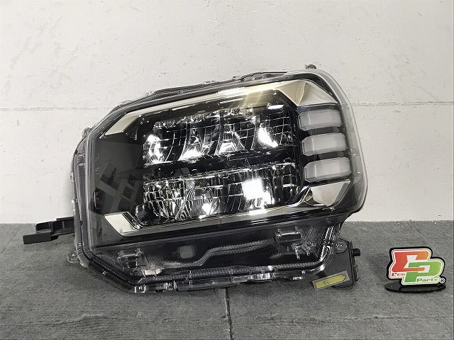 タフト LA900S/LA910S 純正 左ヘッドライト/ランプ LED レベライザー KOITO 100-6907D ダイハツ(125438)