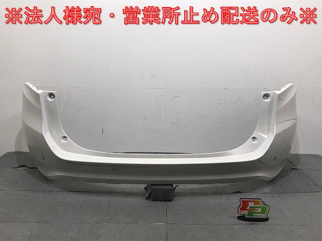 ハリアー/ハイブリッド 60系/ZSU60W/ZSU65W/ASU60W/ASU65W/AVU65W 純正 リアバンパー 52159-48120 ホワイトパール 070(125444)