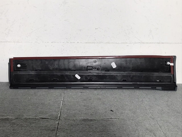 新品!SQ5/Q5 8R 純正 右リアドアサイドパネル 8R0 853 970 B 8R0853970BGRU 未塗装 アウディ(125476)
