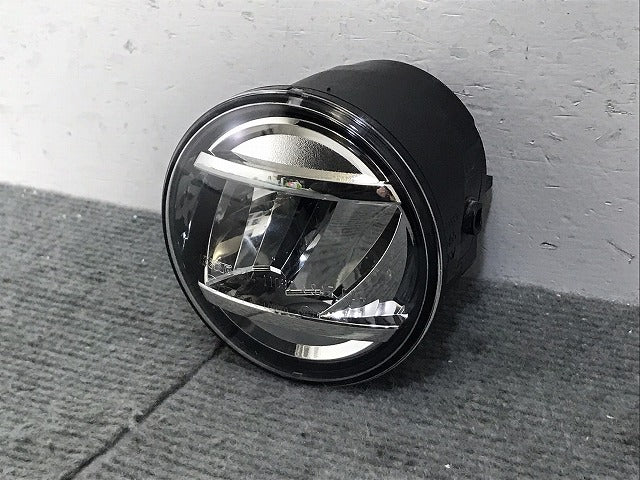 純正 右フォグランプ/フォグライト LED 汎用品 KOITO 114-11092 スズキ/ホンダ/ダイハツ/トヨタ(125493)