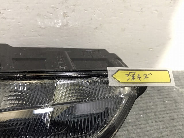 キャプチャー 2R系 純正 右フォグランプ/フォグライト LED デイライト 266054770R 266054770R ルノー(125505)