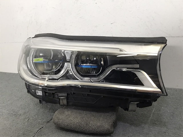 7シリーズ G11/G12 純正 前期 右ヘッドライト/ランプ LED 7483252-01 BMW(125671)