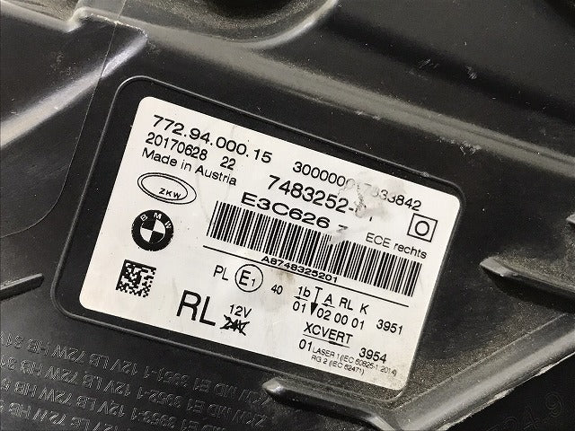 7シリーズ G11/G12 純正 前期 右ヘッドライト/ランプ LED 7483252-01 BMW(125671)