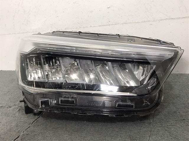 ライズ/レックス/Z/ロッキー/G A200A/S/A210A/S/A201A/S/F/A202A/S 純正 右 ヘッドライト LED レベライザー AD 1991/81110 B1440(125672)