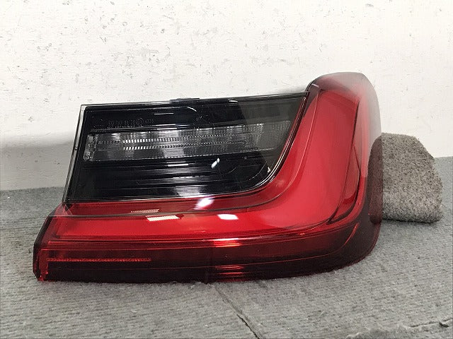 3シリーズ G20 純正 右テールランプ/ライト/レンズ LED HELLA H4742045013/2SD 013.173-02 BMW(125723)
