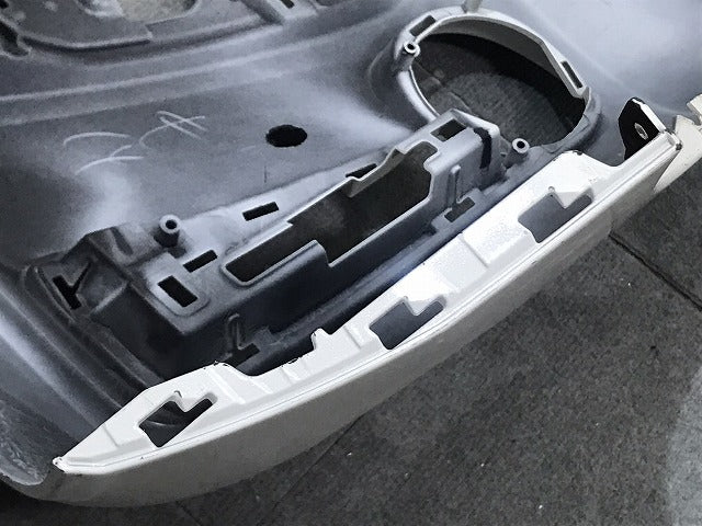 ムーヴ カスタム LA150S/LA160S 純正 後期 フロントバンパー 52119-B2F20 ホワイト ダイハツ(125823)