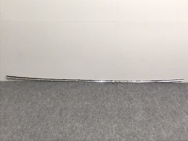 新品!7シリーズ E65/2000-2007 純正 リア バンパーモール センター 51.12-7 033 417 51127033417 メッキ BMW(125974)