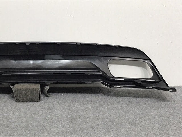 新品!Aクラス W176 2012-2015 純正 リア バンパーガーニッシュ/ディフューザー/アンダー/下部 A 176 885 25 25 A 1768852525(126008)