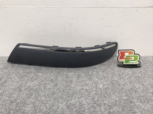 新品!Aクラス W168 純正 右 リア バンパーモール 168 885 10 21 A16888005129999 サフ メルセデスベンツ(126013)