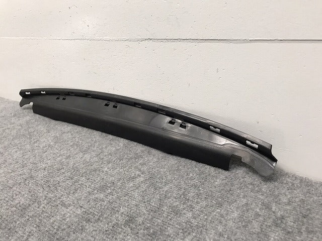 新品!TTロードスター 8J系 純正 フロント バンパー エアガイド 8J0.807.157 8J0 807 157 素地 アウディ(126021)