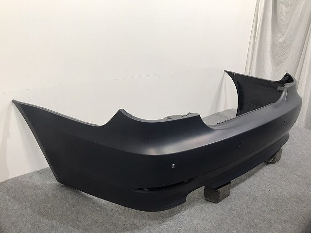 新品!5シリーズ E60 純正 リア バンパー 5112 7 178 174 51127178184 未塗装 BMW(126047)