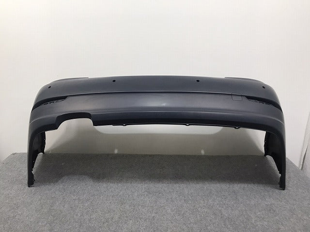 新品!5シリーズ E60 純正 リア バンパー 5112 7 178 174 51127178184 未塗装 BMW(126047)