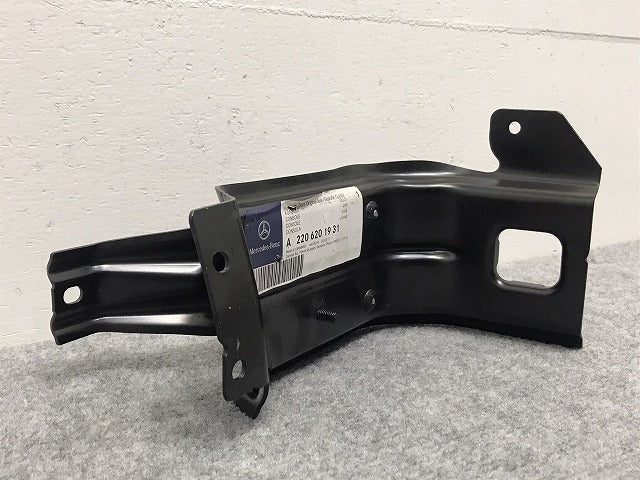 新品!Sクラス W220 純正 左  ラジエターブラケット A2206201931 メルセデスベンツ(126051)