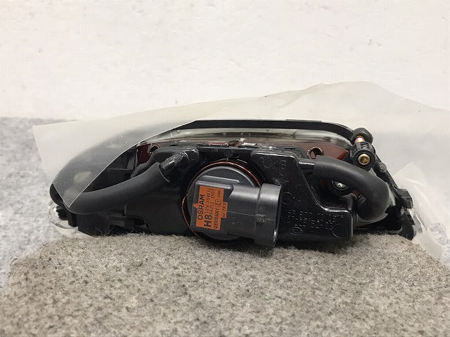 新品!Mクラス/ML W163 純正 後期 左 フォグランプ/フォグライト ハロゲン HELLA A 163 820 03 28 KZ A1638200328 メルセデスベンツ(126055)