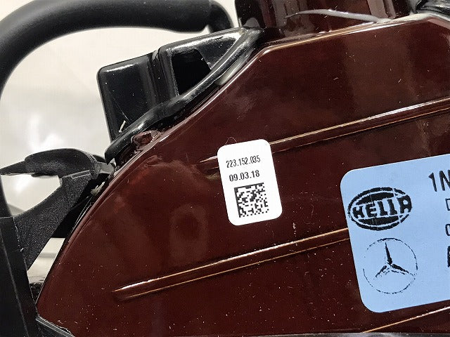 新品!Mクラス/ML W163 純正 後期 左 フォグランプ/フォグライト ハロゲン HELLA A 163 820 03 28 KZ A1638200328 メルセデスベンツ(126055)