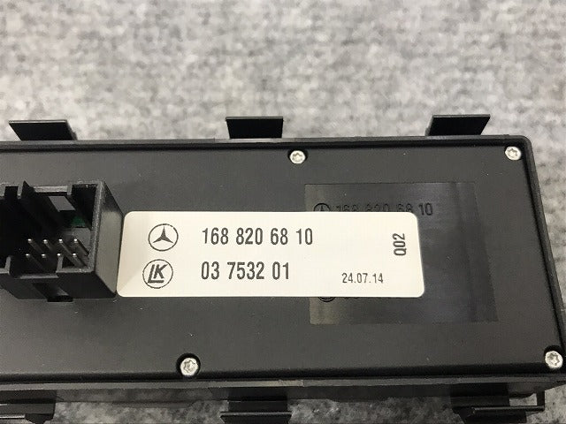 新品!Aクラス W168 純正  パワーウインドウスイッチ 168 820 68 10 A16882068107C45 メルセデスベンツ(126058)