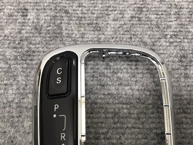 新品!Cクラス W203/2000-2007 純正  シフトシャッター/ギアレバートリム A2032672288 A2032672288 メルセデスベンツ(126064)
