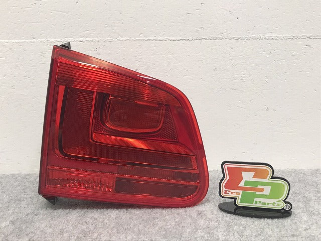 新品!ティグアン 5N系 純正 左 テールランプ/ライト/レンズ ハロゲン 5N0.945.309 5N0945093G フォルクスワーゲン(126067)