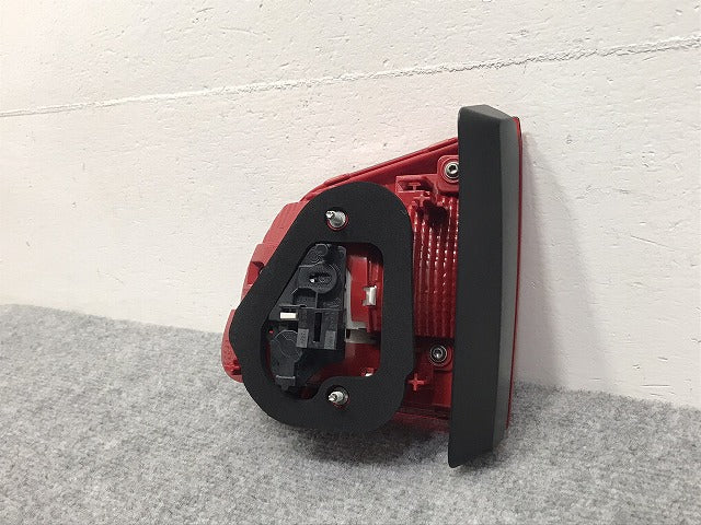 新品!ティグアン 5N系 純正 左 テールランプ/ライト/レンズ ハロゲン 5N0.945.309 5N0945093G フォルクスワーゲン(126067)