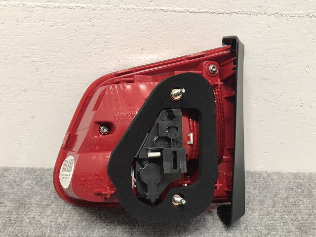 新品!ティグアン 5N系 純正 左 テールランプ/ライト/レンズ ハロゲン 5N0.945.309 5N0945093G フォルクスワーゲン(126068)