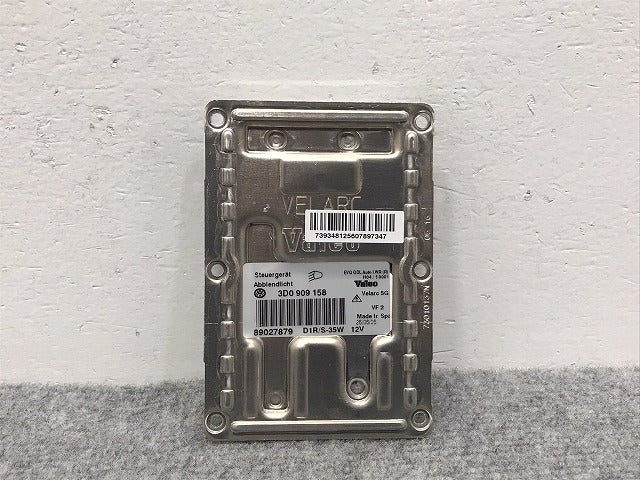 新品!トゥアレグ 7L系/2003-2007  ヘッドライト/バラスト 3D0 909 158 3D0909158 フォルクスワーゲン(126075)