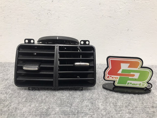 新品!ジェッタ/ゴルフ 1K/2004~2010 純正  エアコン吹き出し口 1K0 819 203 1K08192033X1 フォルクスワーゲン(126077)