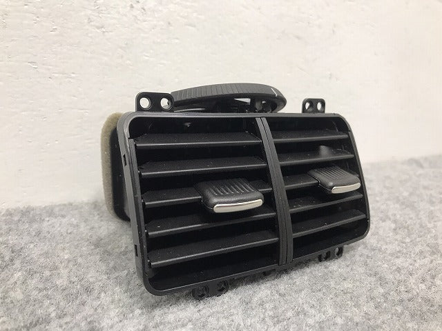 新品!ジェッタ/ゴルフ 1K/2004~2010 純正  エアコン吹き出し口 1K0 819 203 1K08192033X1 フォルクスワーゲン(126079)