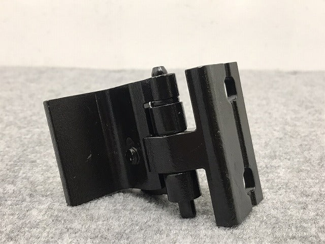 新品!XC70 SB系/2001-2007 純正 右 フロント ドア ヒンジロア V30784904 ボルボ(126101)