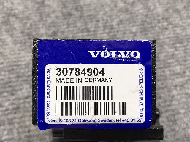 新品!XC70 SB系/2001-2007 純正 右 フロント ドア ヒンジロア V30784904 ボルボ(126102)