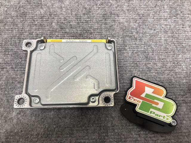 新品!B,Sｸﾗｽ W168 W220/2000y 純正 ｴｱﾊﾞｯｸｺﾝﾋﾟｭｰﾀｰ 002 820 38 26 0028203826 メルセデスベンツ(126114)