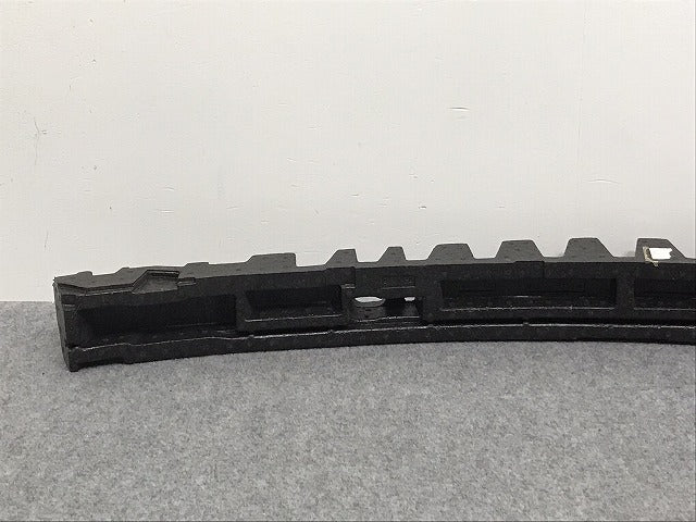新品!Bクラス W245/2005 純正 フロント バンパーエネルギー A 169 885 01 37 1698850137 メルセデスベンツ(126126)