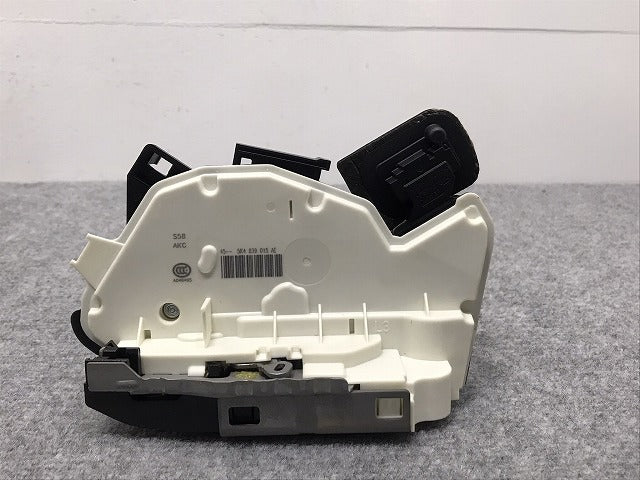 新品!ゴルフ7/GOLF VII AU系/2013-2017 純正 左 リア ドアロック 5K4 839 015 AE 5K4839015AE フォルクスワーゲン(126139)