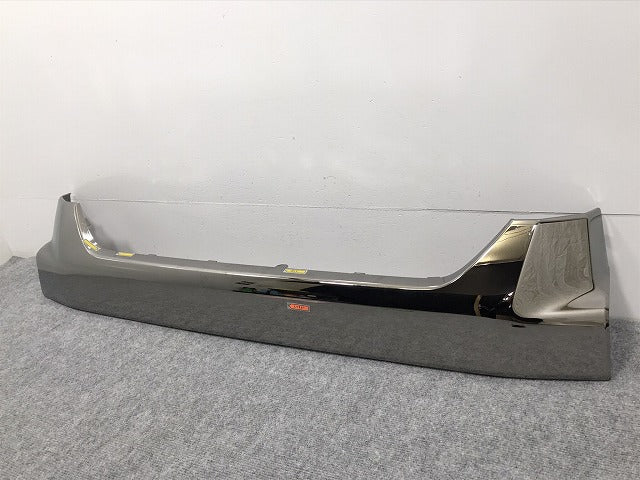 ハイエース/レジアスエース 200系/4型/5型/6型/ワイド 純正 フロント グリル 53111-26830/850/870 トヨタ(126148)
