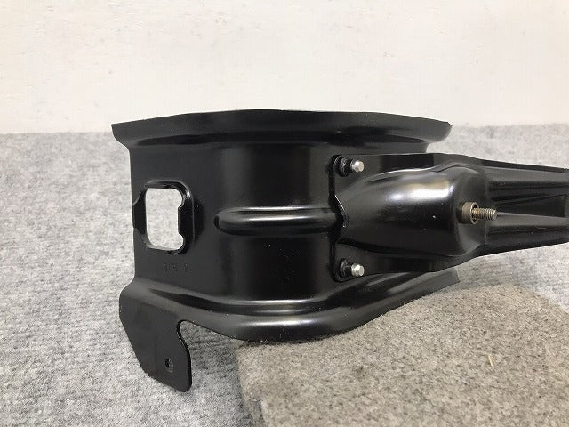 新品!Sクラス W220/1998年~2003年 純正 右 フロント ラジエターブラッケット A 220 620 20 31 2206202031 メルセデスベンツ(126165)